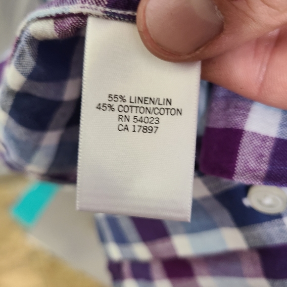 Banana Republic linen blend button down - Picture 4 of 6
